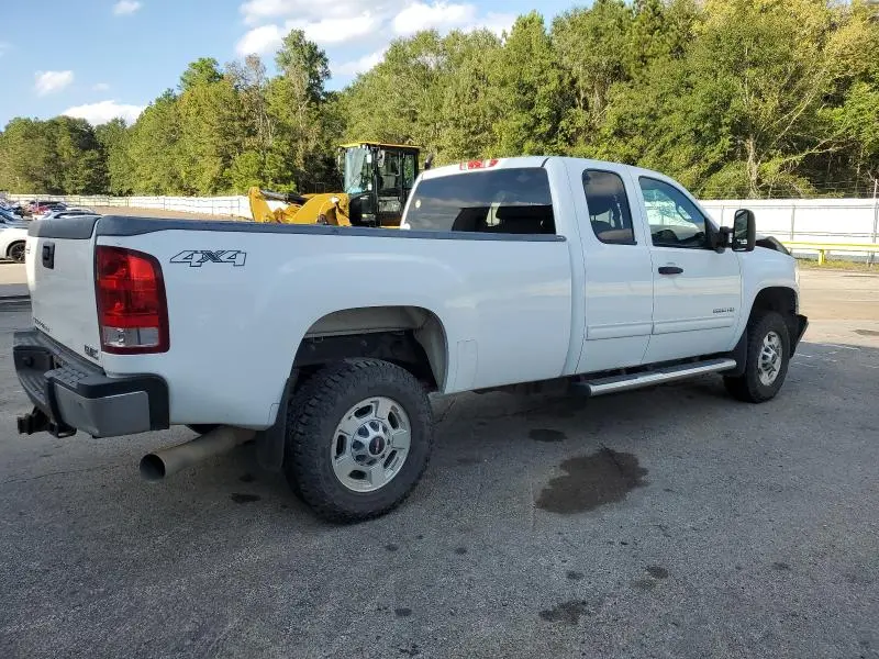 2011 GMC SIERRA K2500 SLE  