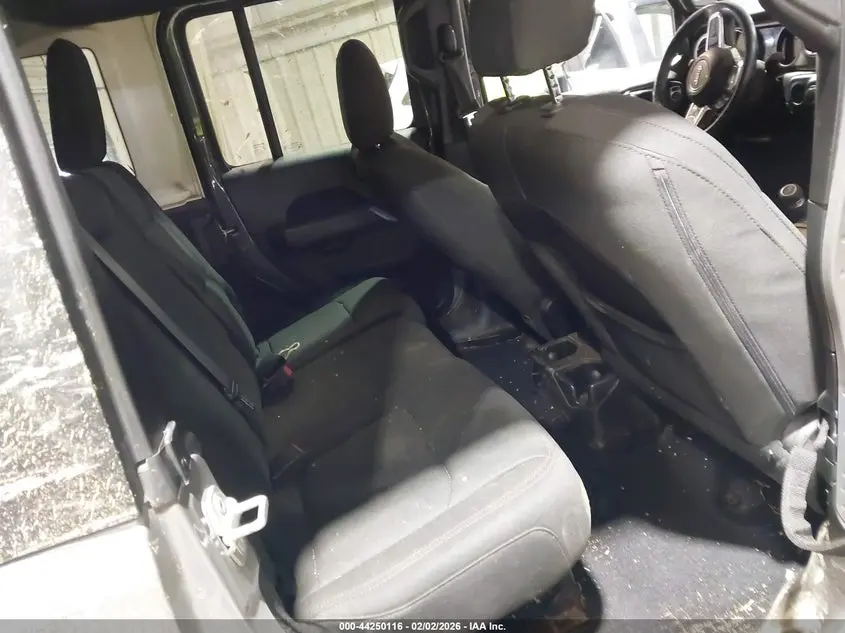 2018 JEEP WRANGLER UNLIMITED SAHARA 4X4