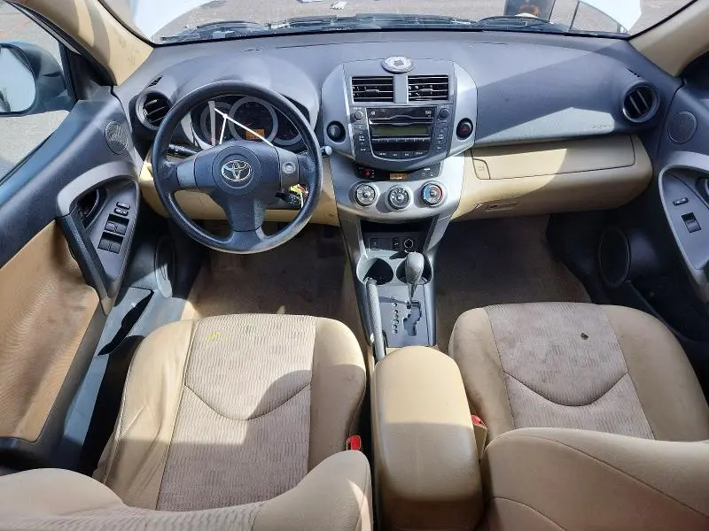 2011 TOYOTA RAV4 BASE  
