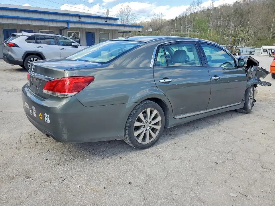 2011 TOYOTA AVALON LIMITED  