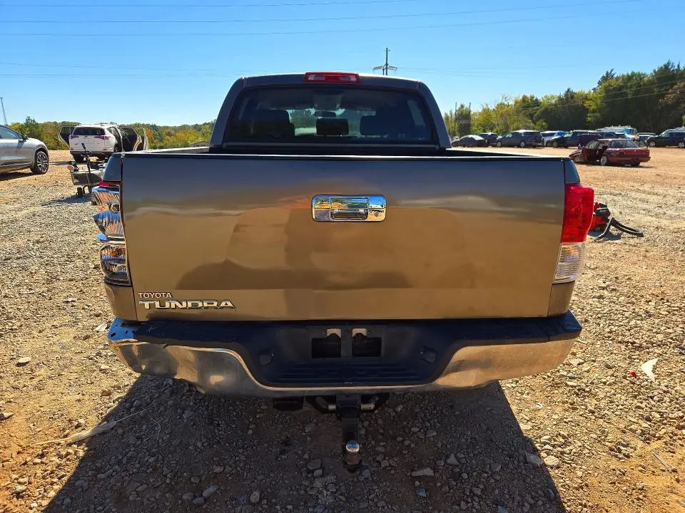 2011 TOYOTA TUNDRA CREWMAX SR5  