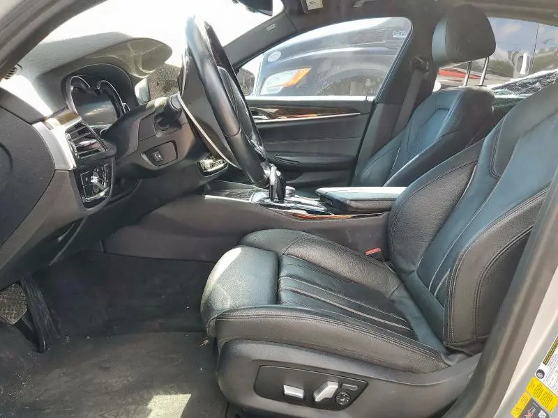2018 BMW 530E   
