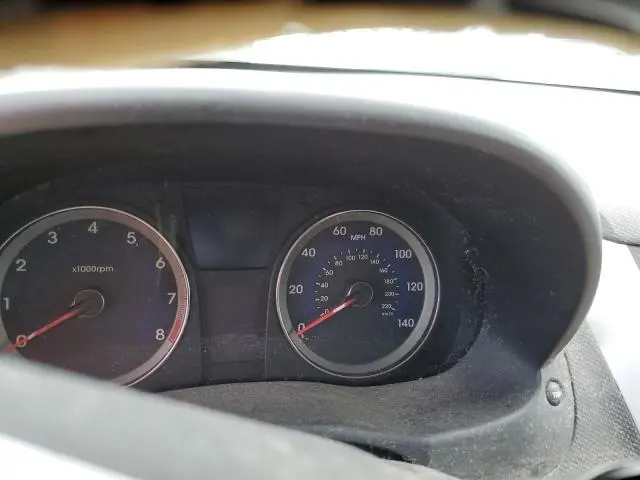 2013 HYUNDAI ACCENT GS  