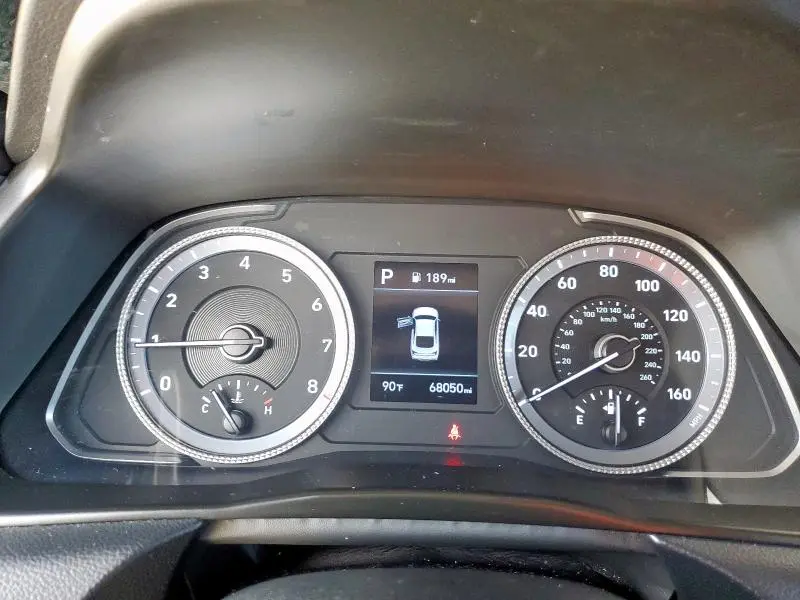 2020 HYUNDAI SONATA SE  