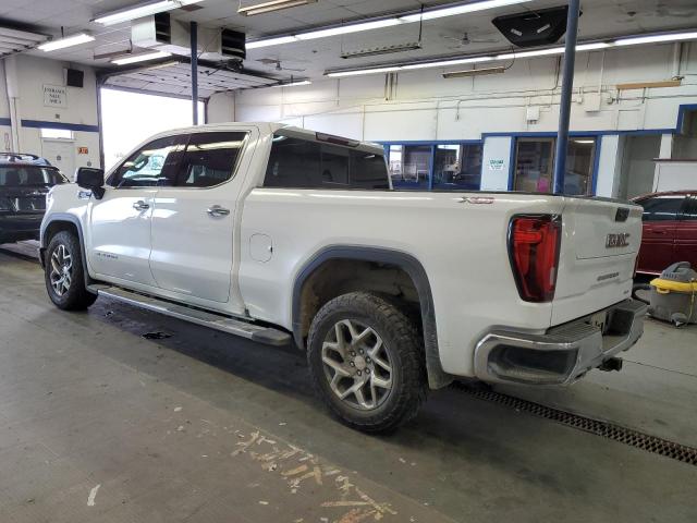 2022 GMC SIERRA K1500 SLT