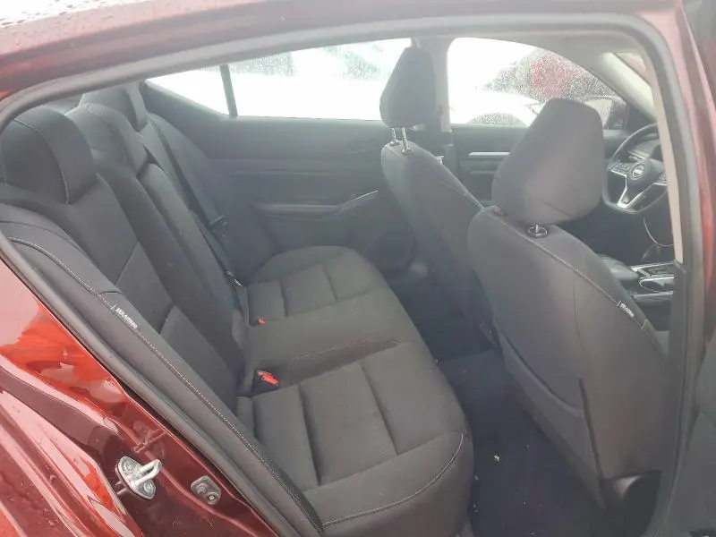 2023 NISSAN ALTIMA SV  