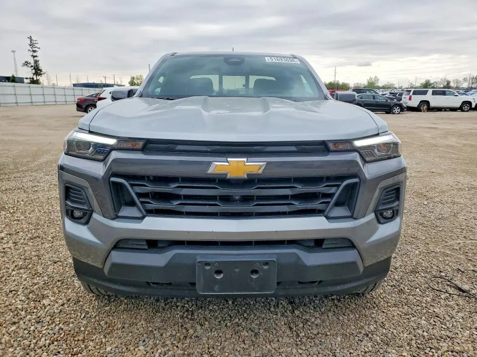 2024 CHEVROLET COLORADO LT  