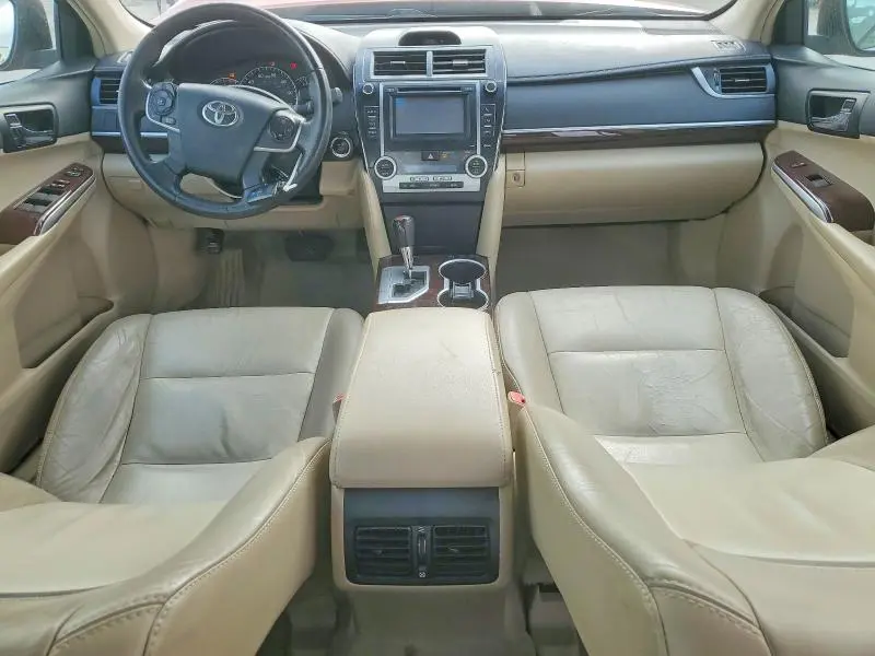 2012 TOYOTA CAMRY XLE  