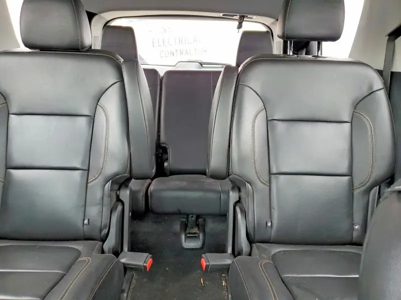 2021 CHEVROLET TRAVERSE LT  