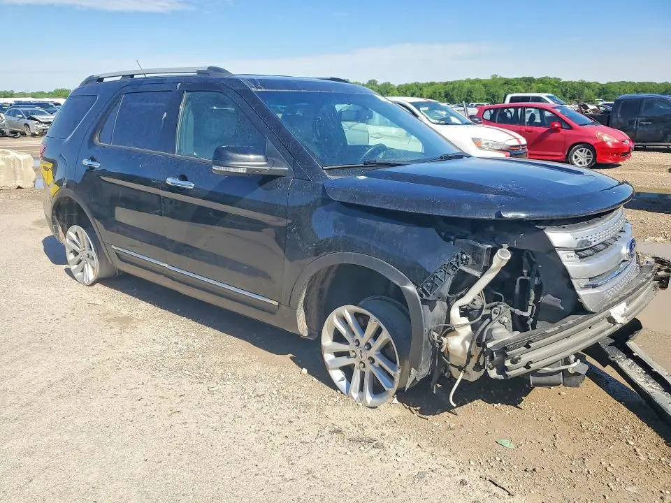 2015 FORD EXPLORER XLT  