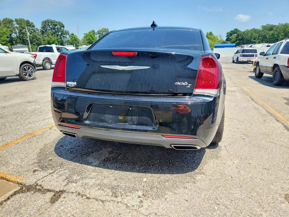 2017 CHRYSLER 300 S  