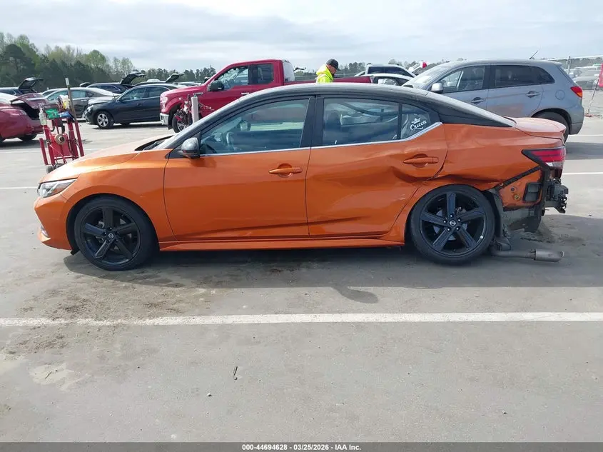 2021 NISSAN SENTRA SR XTRONIC CVT