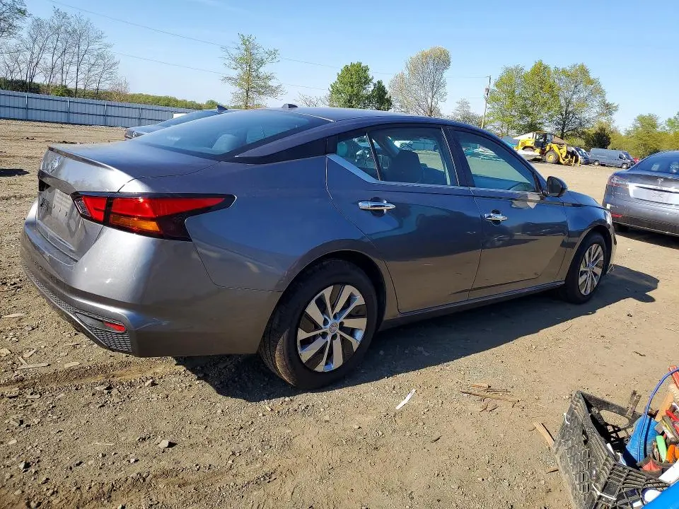 2019 NISSAN ALTIMA S  