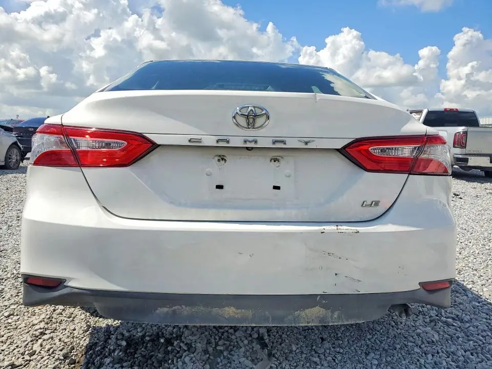 2018 TOYOTA CAMRY LE  