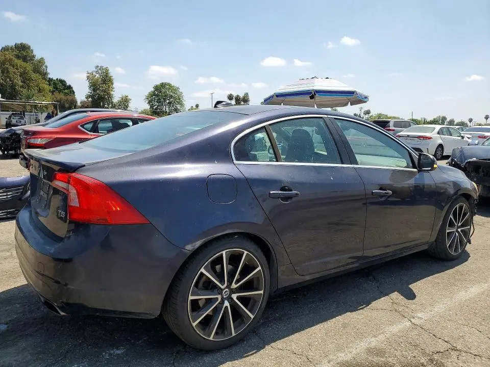 2016 VOLVO S60 PREMIER  