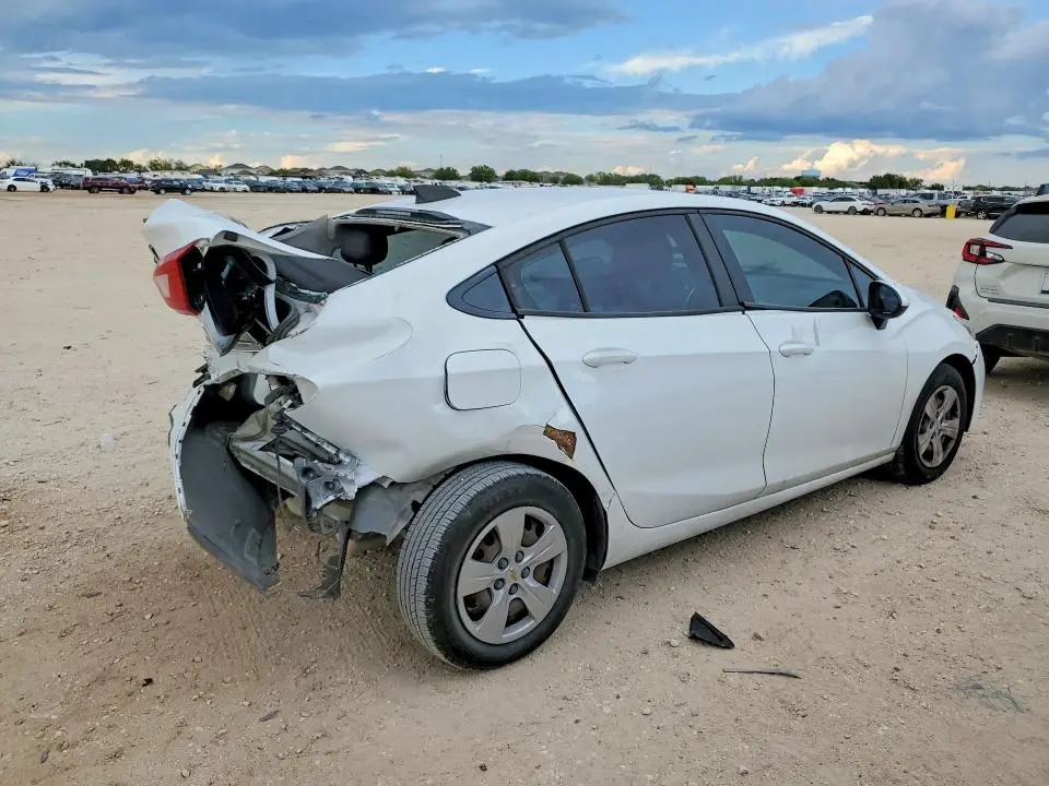 2018 CHEVROLET CRUZE LS  