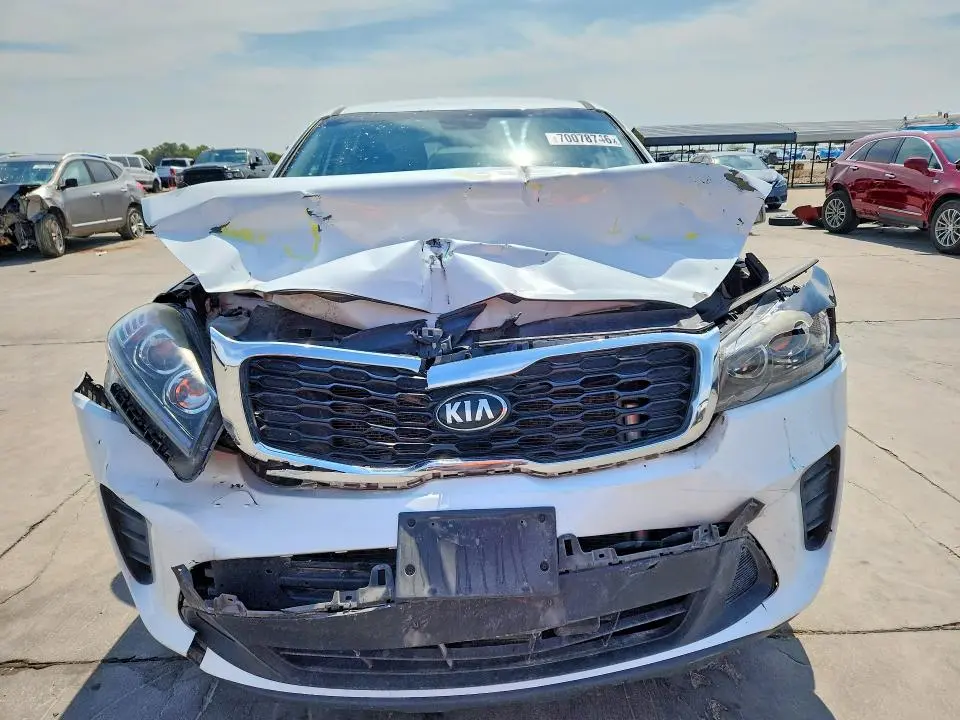 2019 KIA SORENTO LX V6  