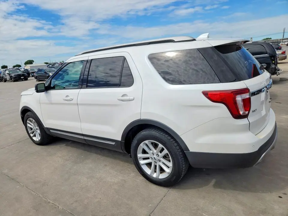 2016 FORD EXPLORER XLT  