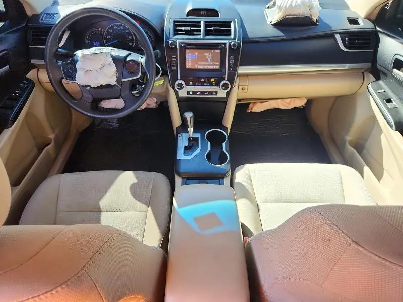 2014 TOYOTA CAMRY LE  