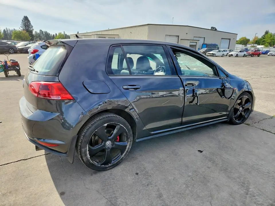 2015 VOLKSWAGEN GTI   