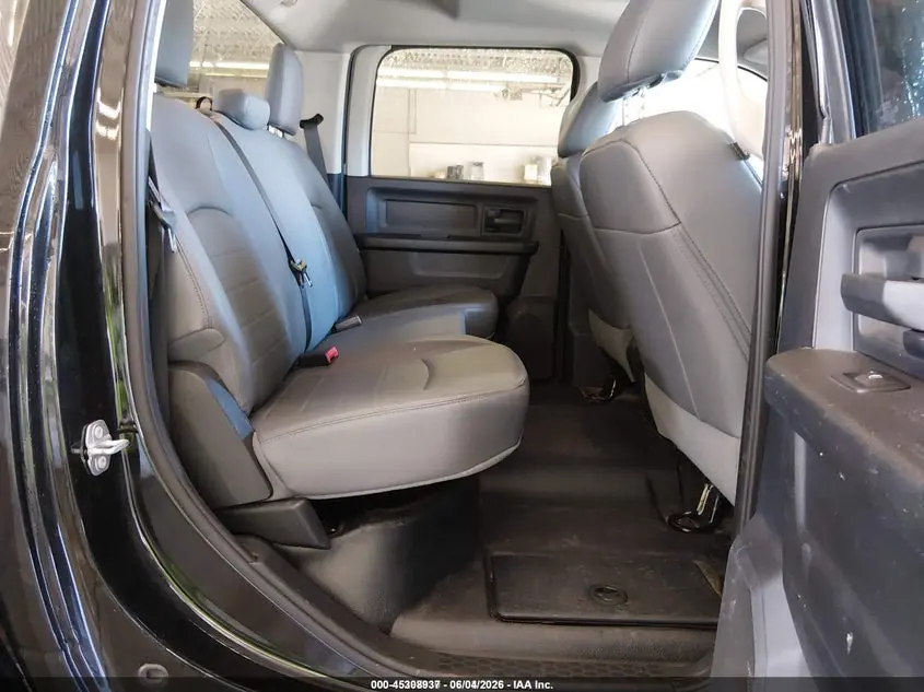 2016 RAM 2500 TRADESMAN