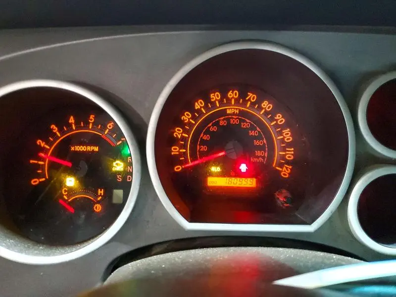 2010 TOYOTA TUNDRA CREWMAX SR5  