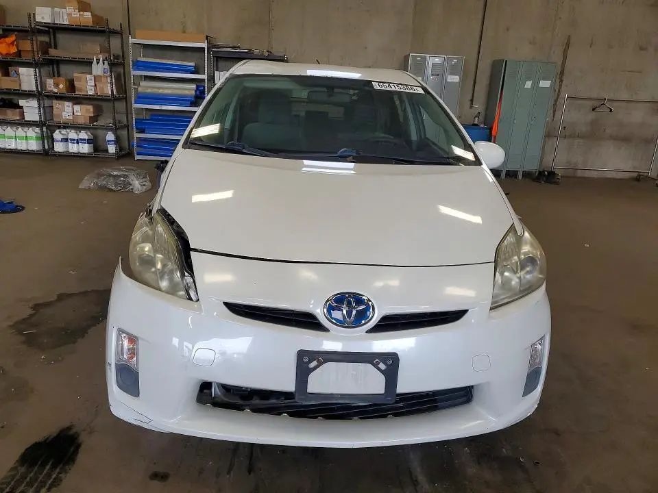 2010 TOYOTA PRIUS II  