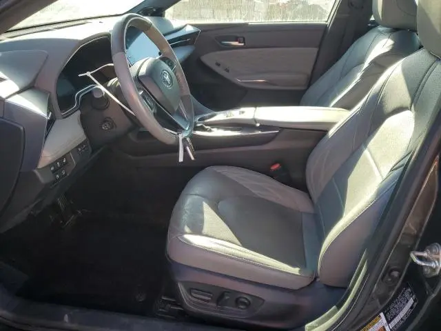 2019 TOYOTA AVALON XLE  