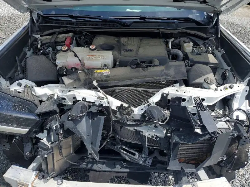 2025 TOYOTA TUNDRA SR  