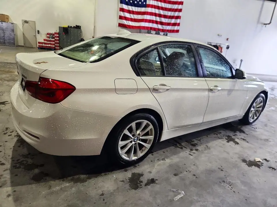 2016 BMW 320 I  