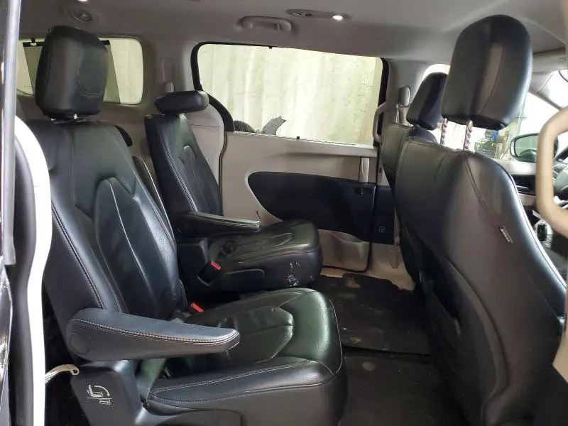 2017 CHRYSLER PACIFICA TOURING L  