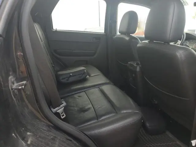 2011 FORD ESCAPE LIMITED  