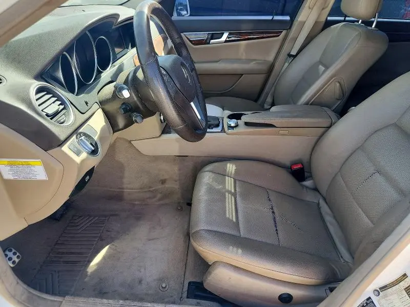 2013 MERCEDES-BENZ C 250  