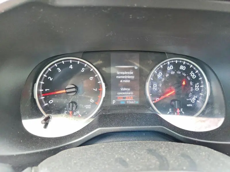 2019 TOYOTA RAV4 LE  