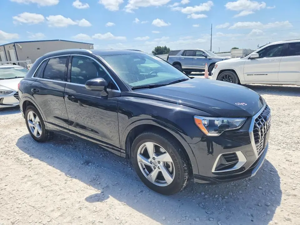 2019 AUDI Q3 PREMIUM  