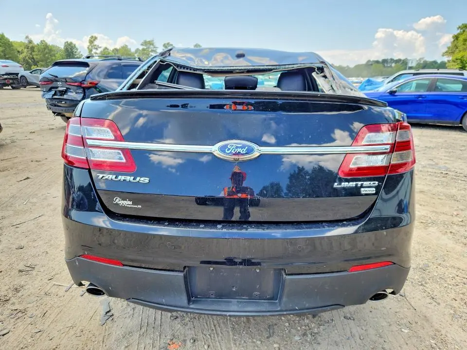 2017 FORD TAURUS LIMITED  
