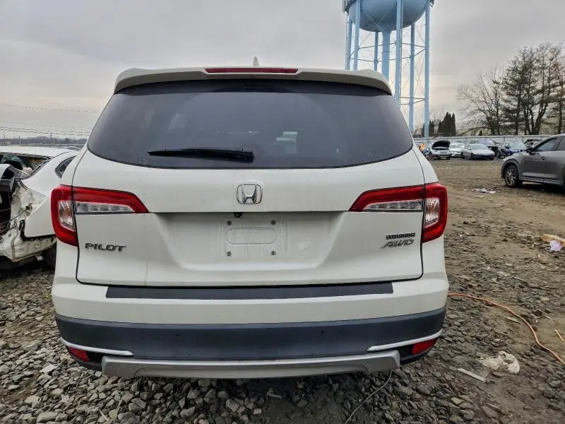2019 HONDA PILOT TOURING  