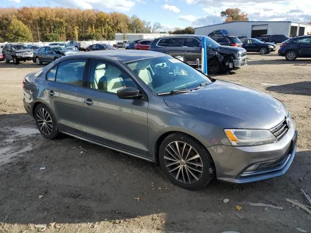 2015 VOLKSWAGEN JETTA SE  