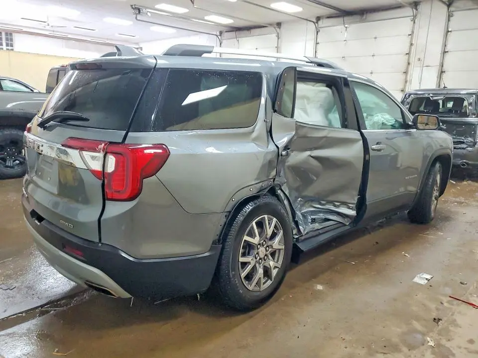 2020 GMC ACADIA SLT  