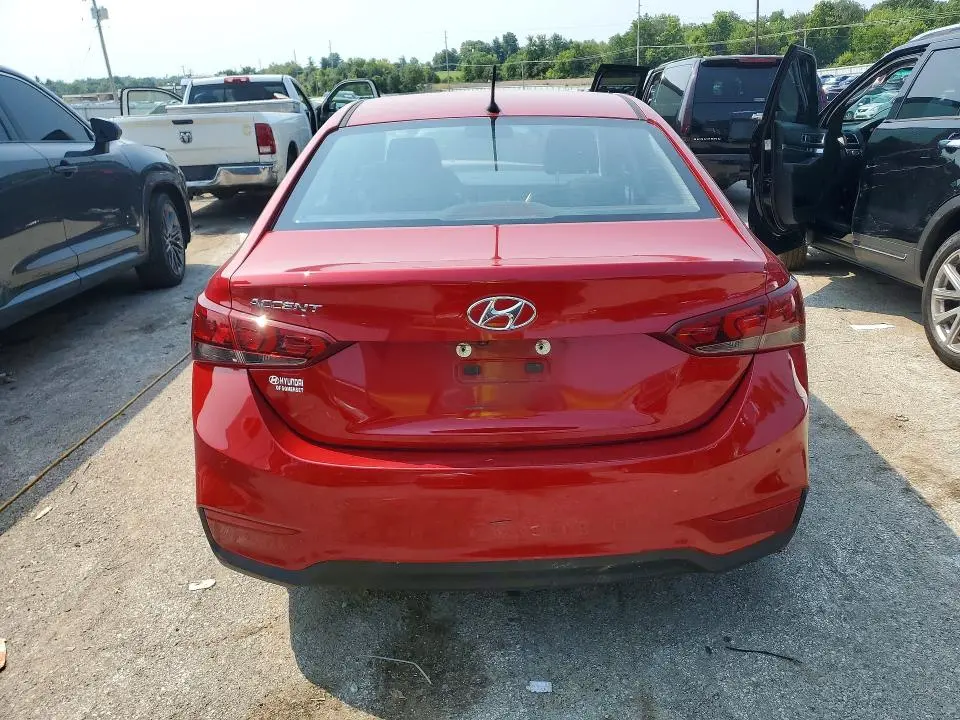2018 HYUNDAI ACCENT SE  