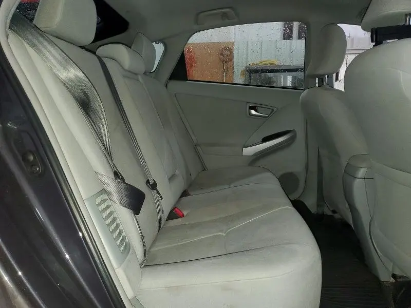 2013 TOYOTA PRIUS TWO  