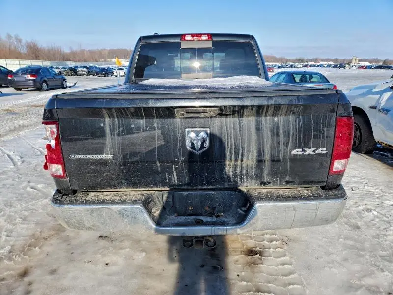 2017 RAM 1500 SLT  