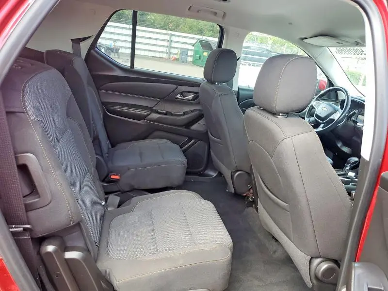 2021 CHEVROLET TRAVERSE LT  