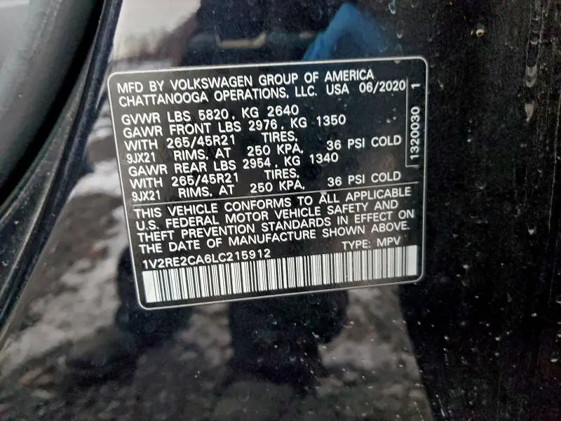 2020 VOLKSWAGEN ATLAS CROSS SPORT SEL R-LINE  