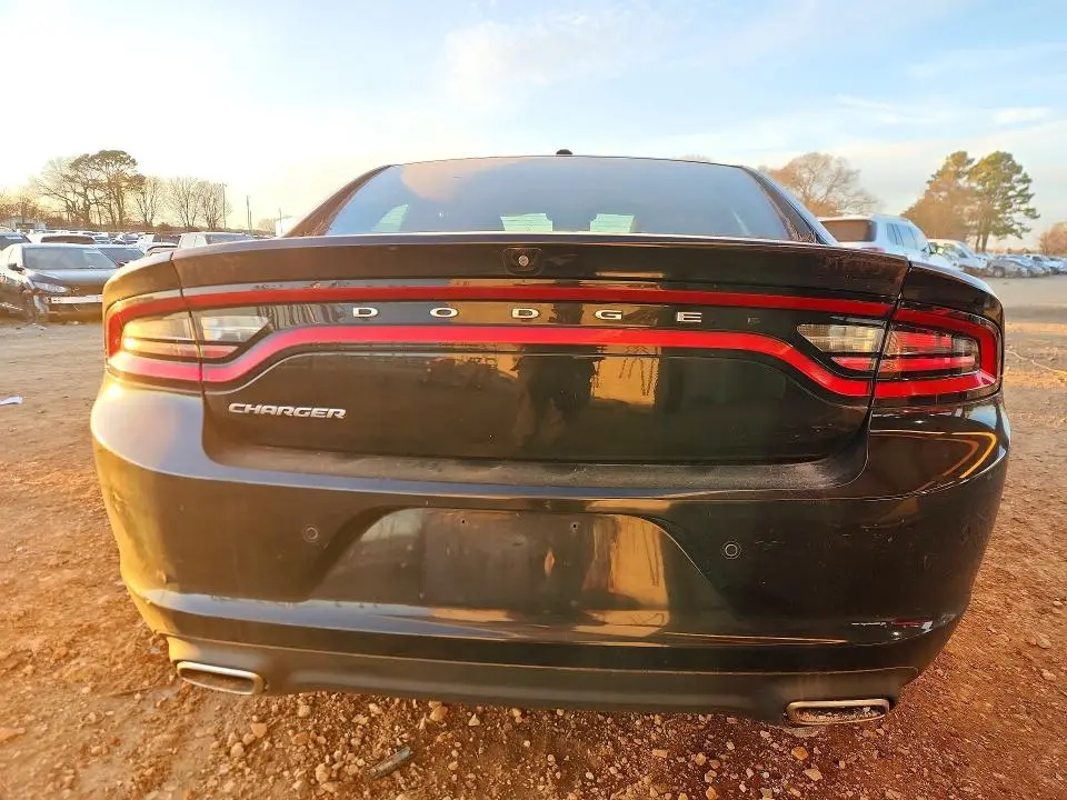 2019 DODGE CHARGER SXT  