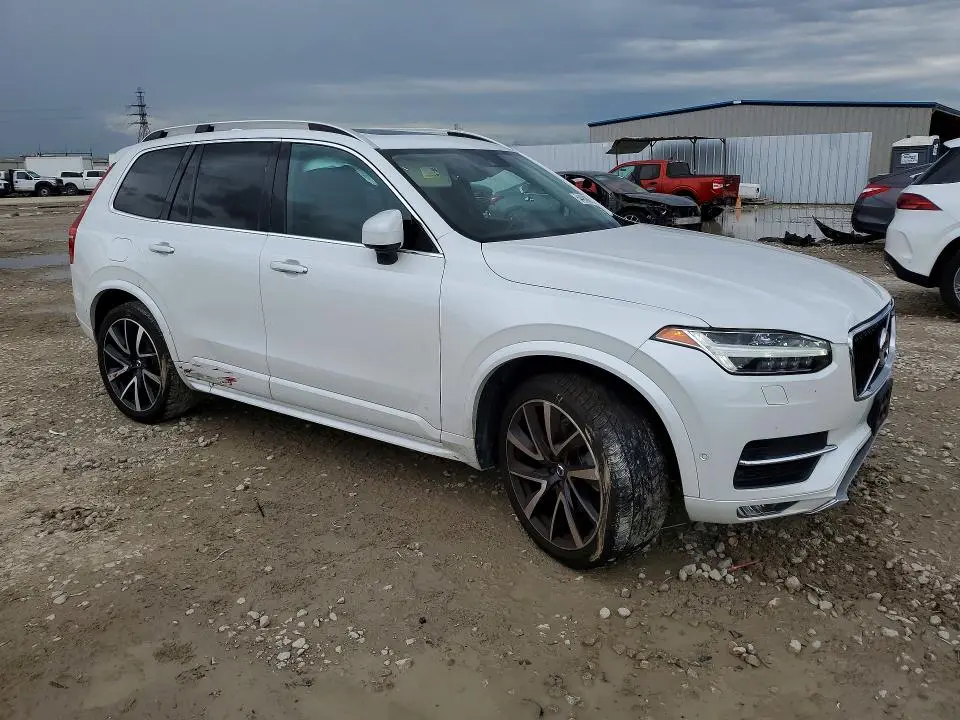 2019 VOLVO XC90 T6 MOMENTUM  