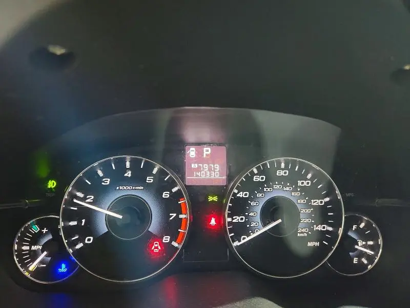 2011 SUBARU OUTBACK 2.5I PREMIUM  
