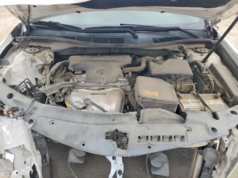 2012 TOYOTA CAMRY SE  