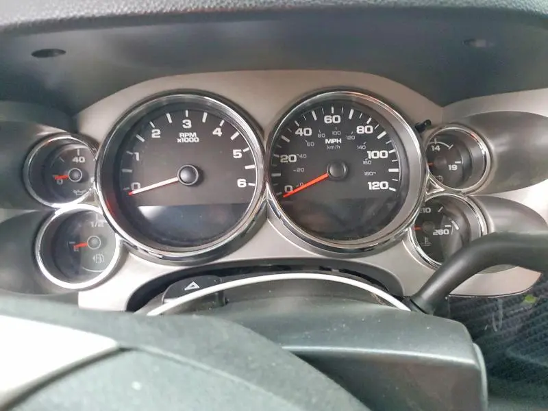 2011 CHEVROLET SILVERADO C1500 LT  