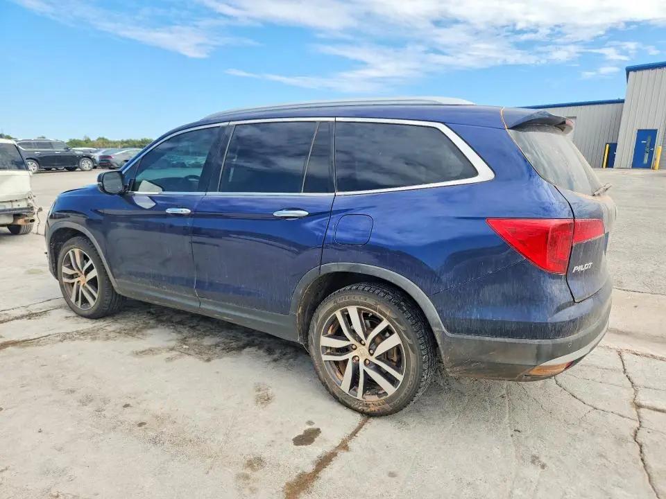 2016 HONDA PILOT ELITE  